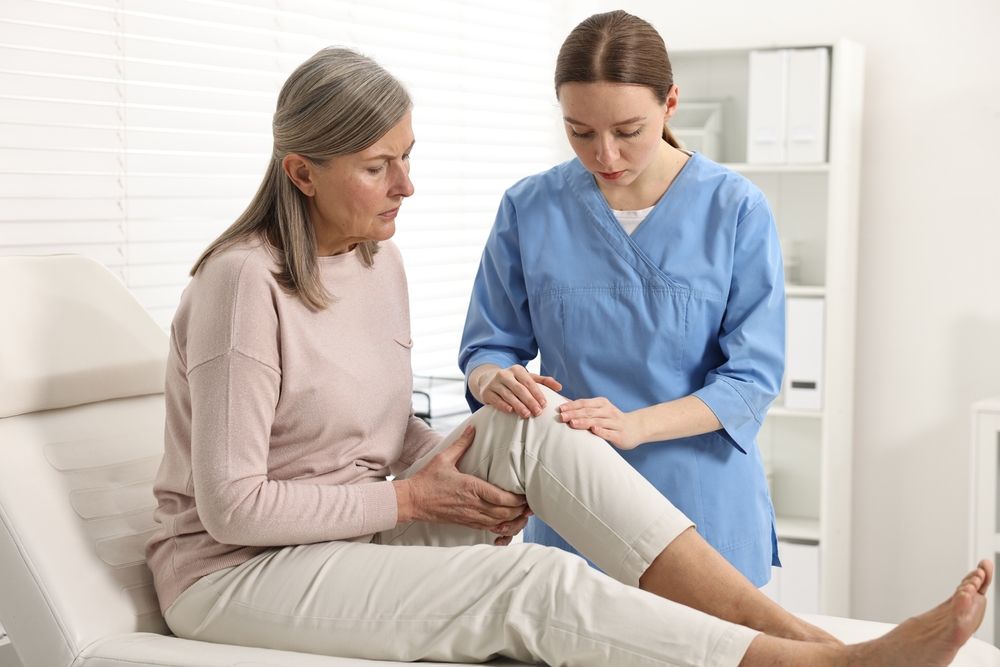 Nearby Arthritis Doctors: How to Find and What to Consider