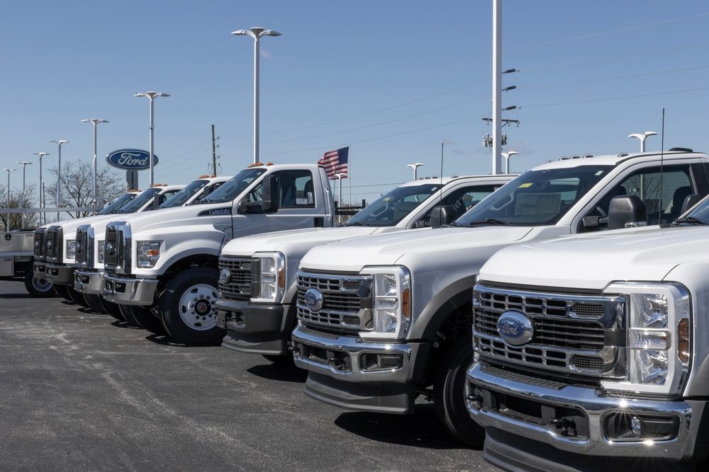 2026 Ford F-450 Lariat: Heavy-Duty, Premium Equipped