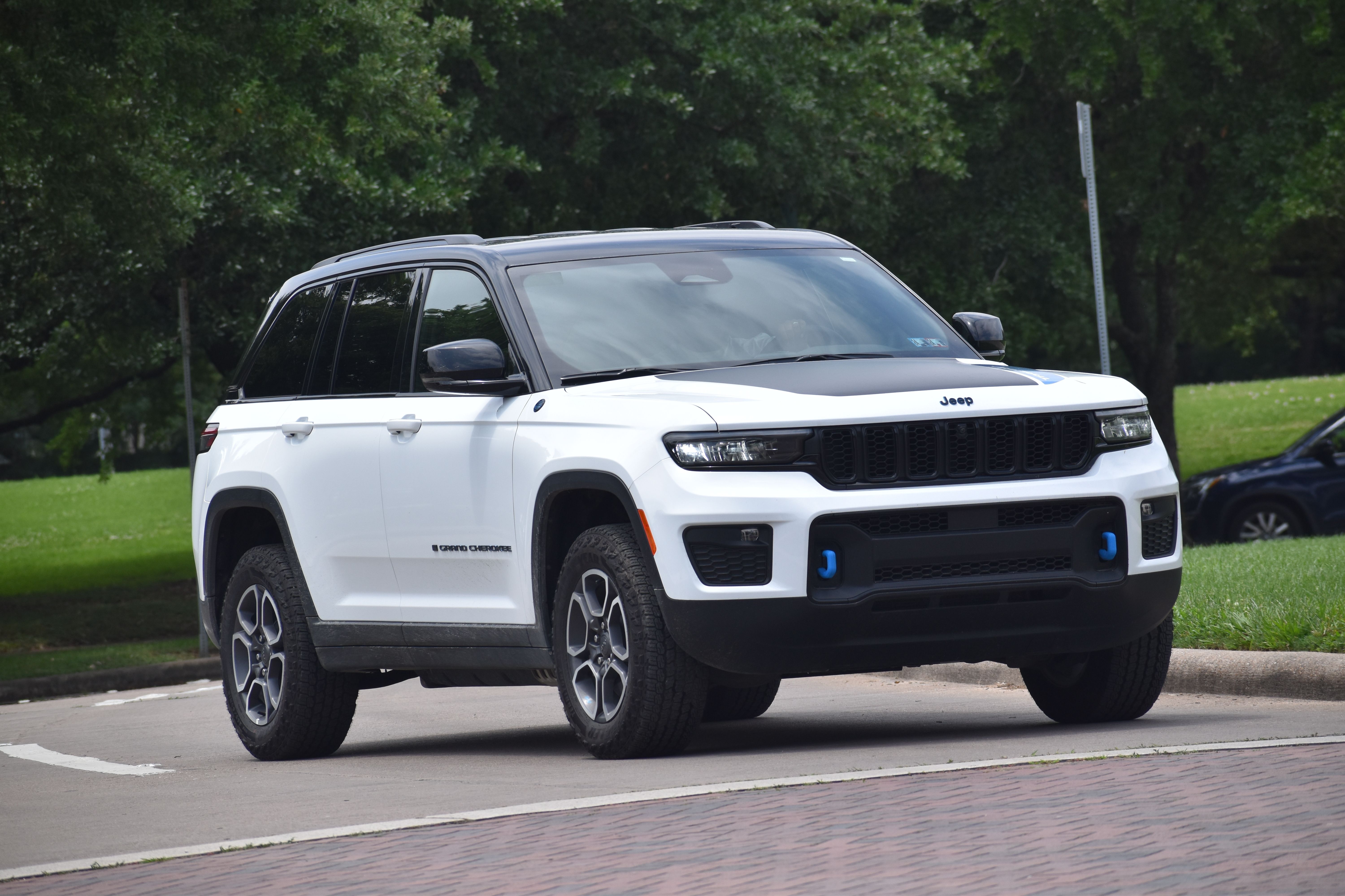 Unveiling the 2025 Grand Cherokee: Luxurious Adventure Awaits 