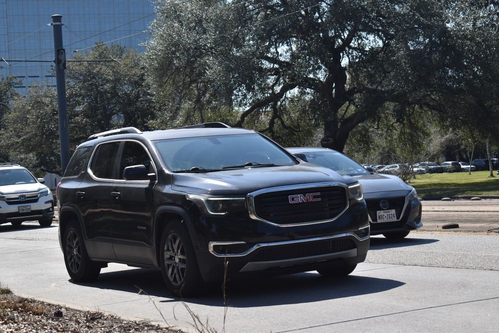 2025 GMC Acadia: Innovatively Spacious