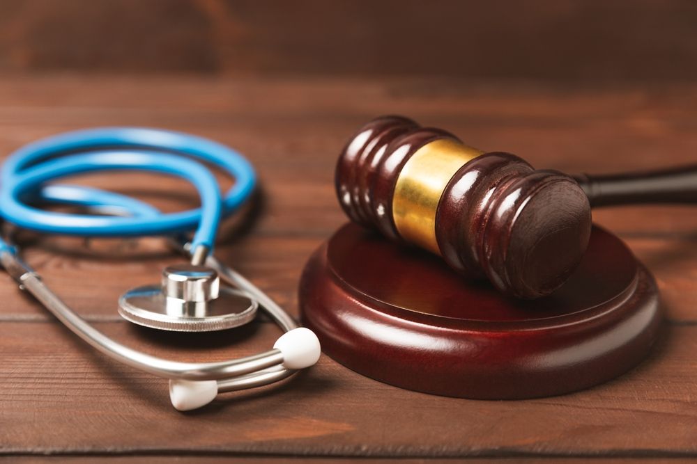 Comprender la Importancia de los Abogados de Negligencia y Mala Praxis Médica