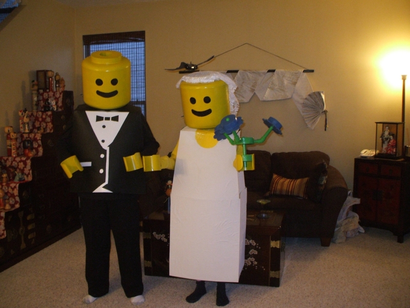 Lego Couple | Reddit.com/Staticous