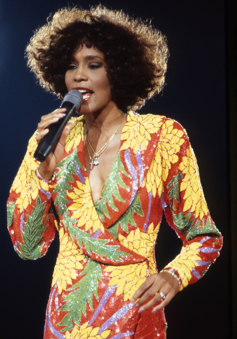 “How Will I Know” – Whitney Houston | Alamy Stock Photo