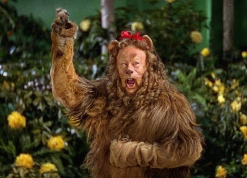 The Wizard of Oz (1939) - Cowardly Lion Costume: $3.1M | MovieStillsDB