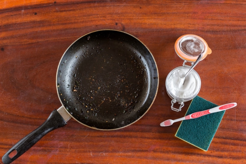 Restore Burned Cookware | Shutterstock