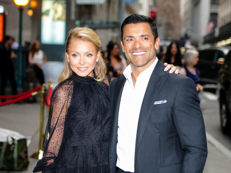 Mark Consuelos y Kelly Ripa - Juntos desde 1996 | Getty Images Photo by gotpap/Bauer-Griffin/GC Images