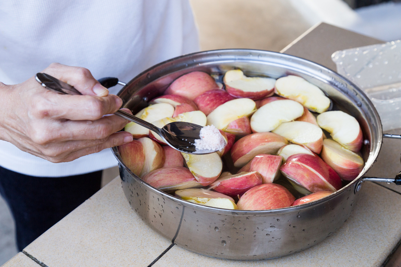 Keep Your Apples Fresh | Shutterstock