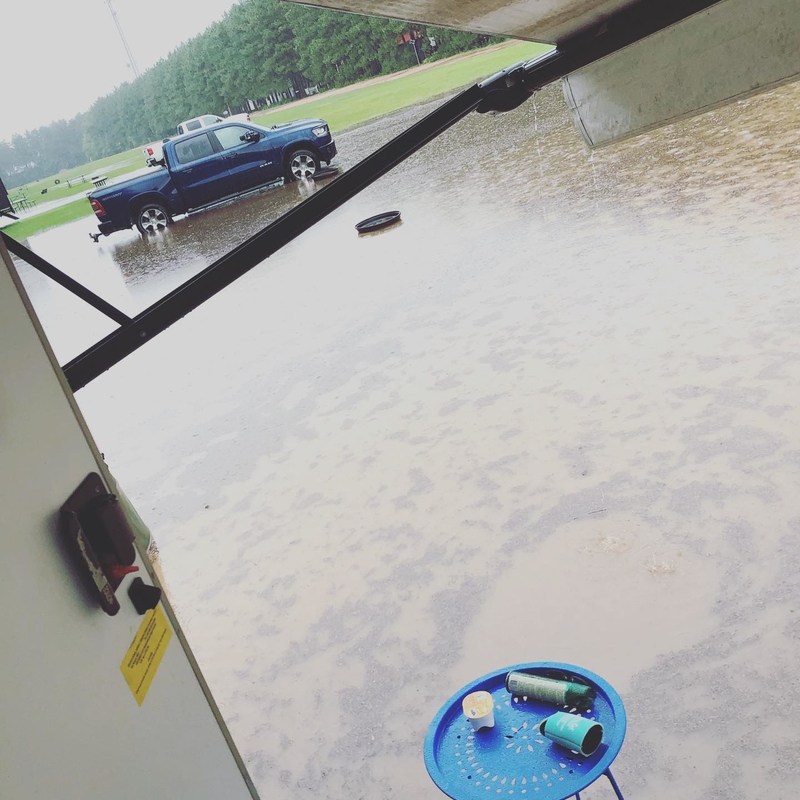 ¿Acampada o inundaciones? | Instagram/@bowedandbeautiful