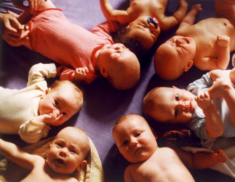 Conozcan a los bebés | Alamy Stock Photo by JOKER/Süddeutsche Zeitung Photo