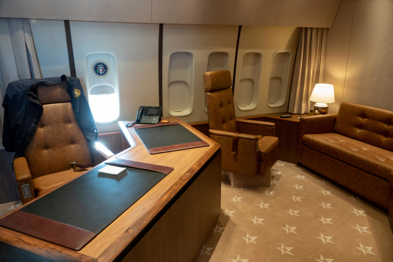 Yes, This Is Inside a 747 | Alamy Stock Photo by Michael Ventura