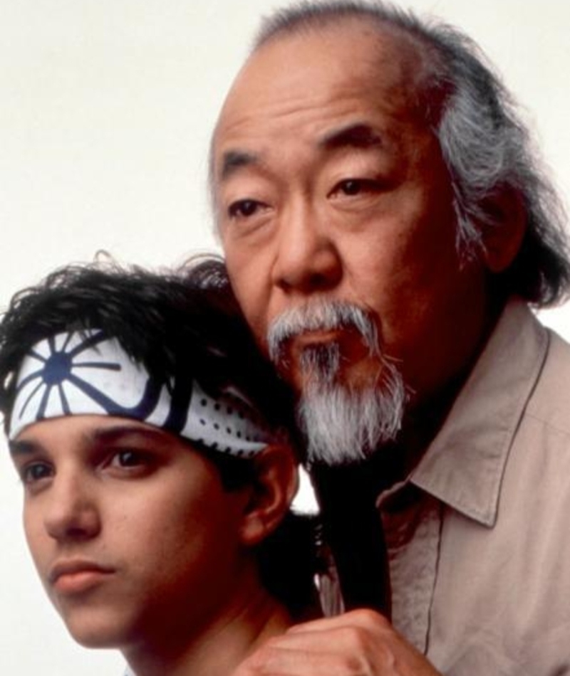El Sr. Miyagi afirma que no es japonés | MovieStillsDB Photo by movienutt/Columbia Pictures