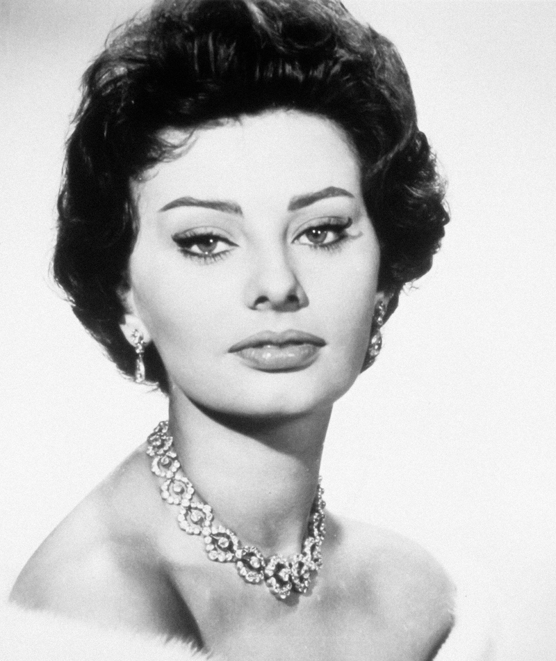 Becoming Sophia Loren | Alamy Stock Photo by Universal Images Group North America LLC/mrk movie