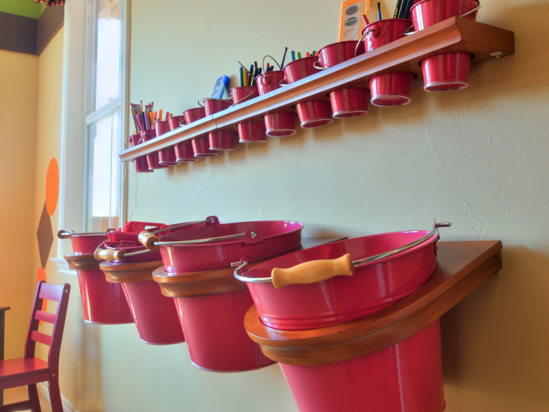 Almacenamiento en baldes | Shutterstock Photo by Arina P Habich