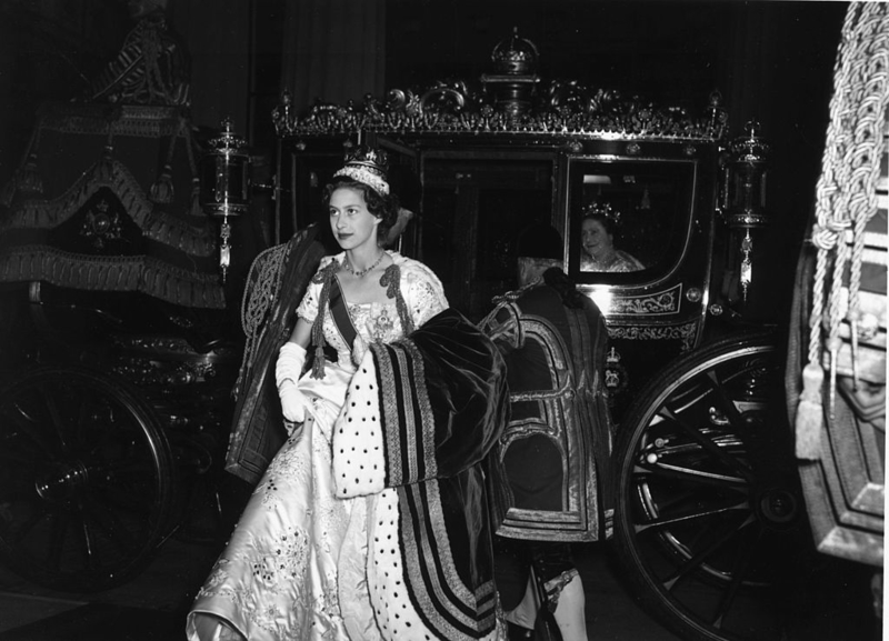 Her Sister Becomes Queen | Getty Images Photo by Hulton Archive