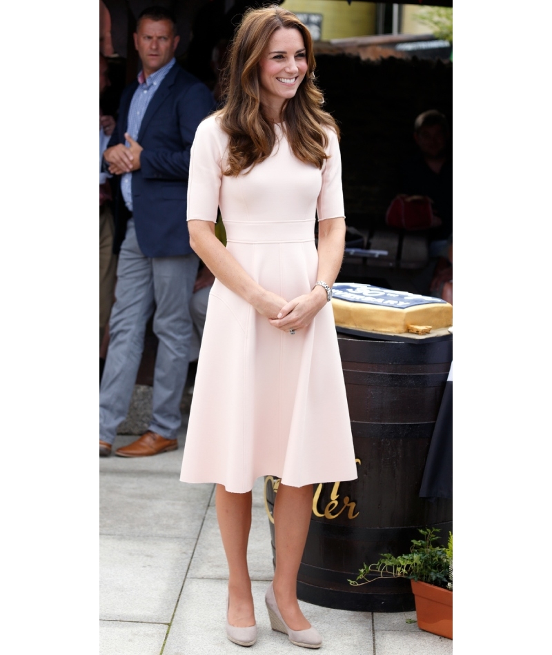 Kate Middleton – 178 cm | Getty Images Photo by Max Mumby/Indigo