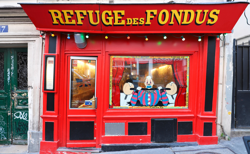 The Refuge des Fondus in Paris, France | Alamy Stock Photo