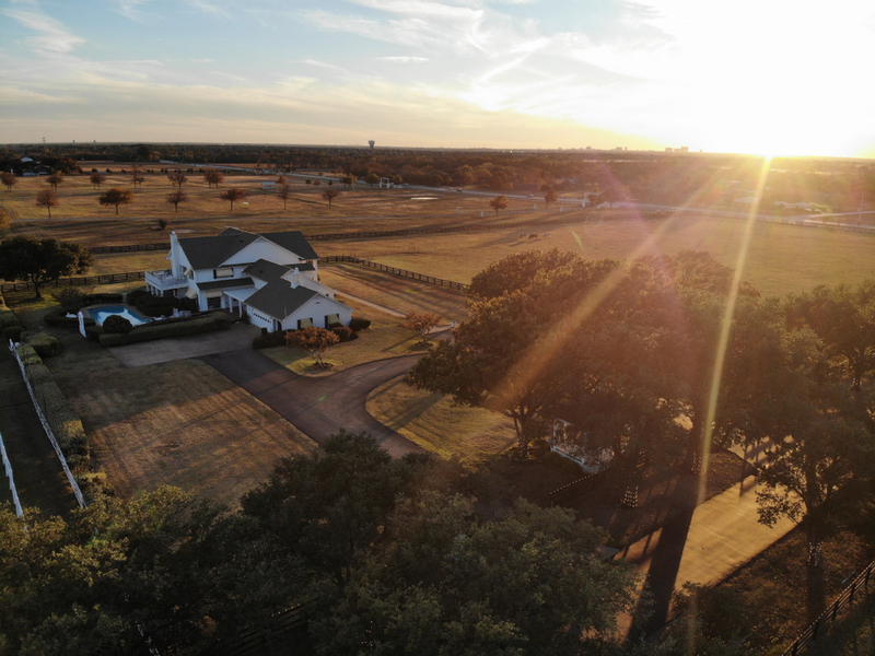 Texas – Southfork Ranch | Shutterstock