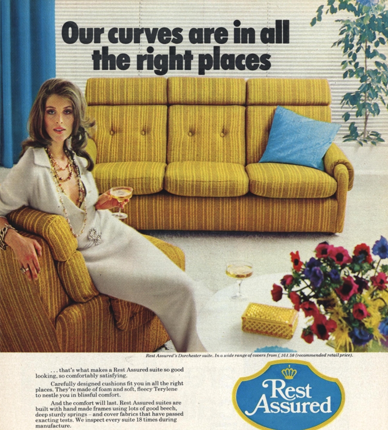 Eine nicht ganz so überzeugende Anzeige von Rest Assured Möbel | Alamy Stock Photo by Retro AdArchives