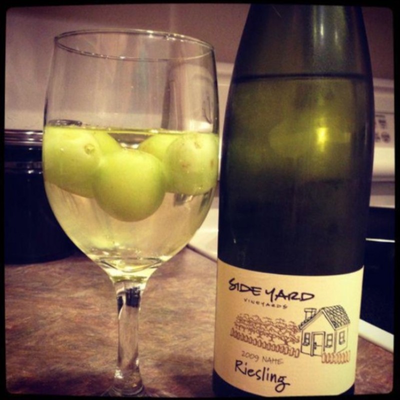 Conservar el vino frío y las uvas sabrosas | Reddit.com/Kelbel2525
