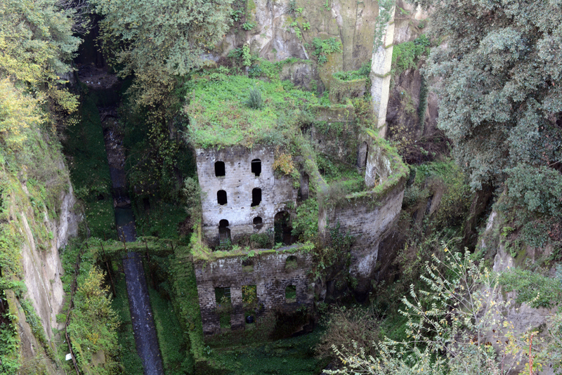 Molino abandonado, Italia | Shutterstock