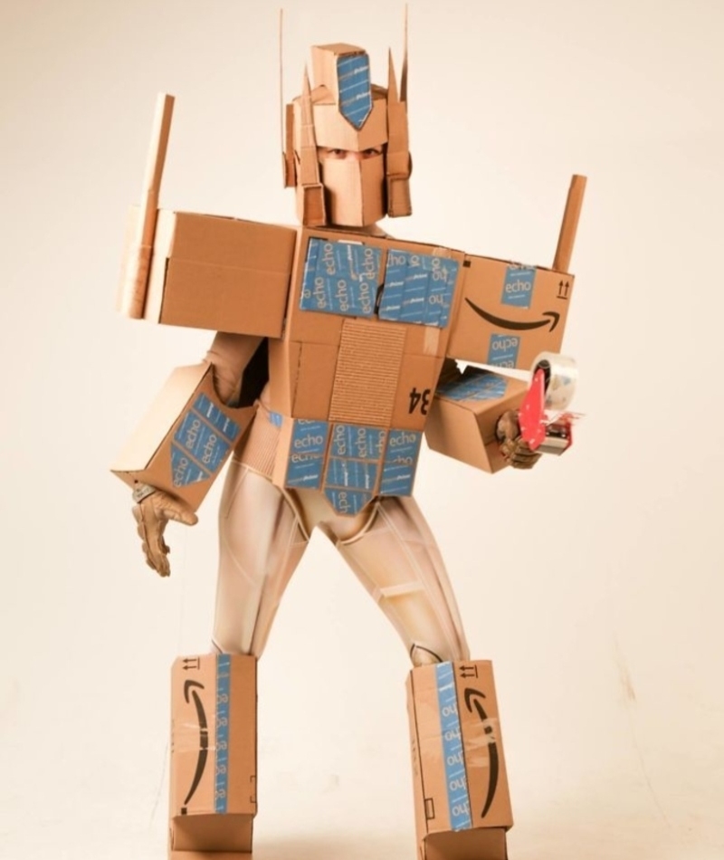 Ein neuer Held ist erwacht, Amazon-Roboter vereinigt euch! | Reddit.com/caronarnold