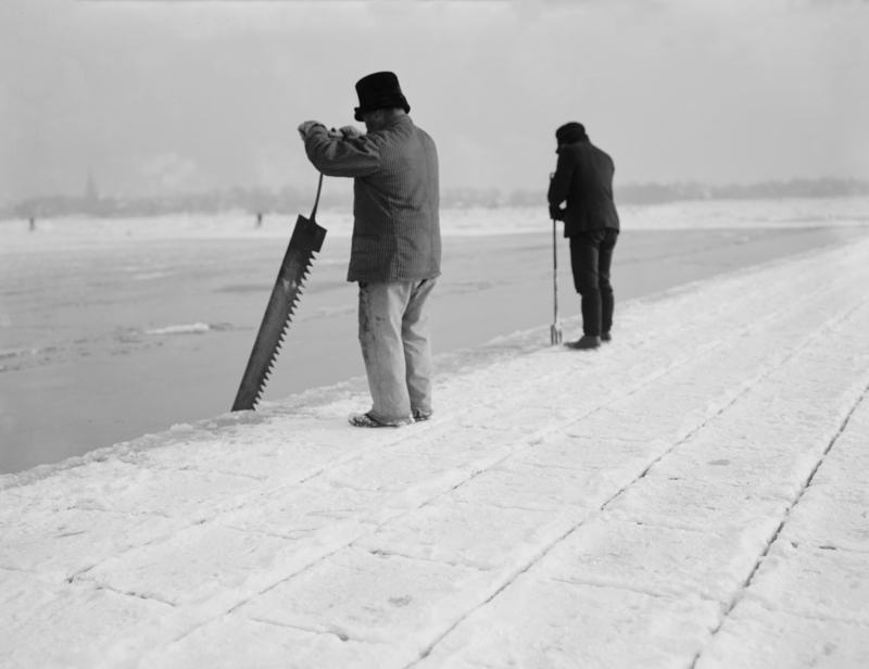 Ice Cutter | Getty Images Photo by Interim Archives