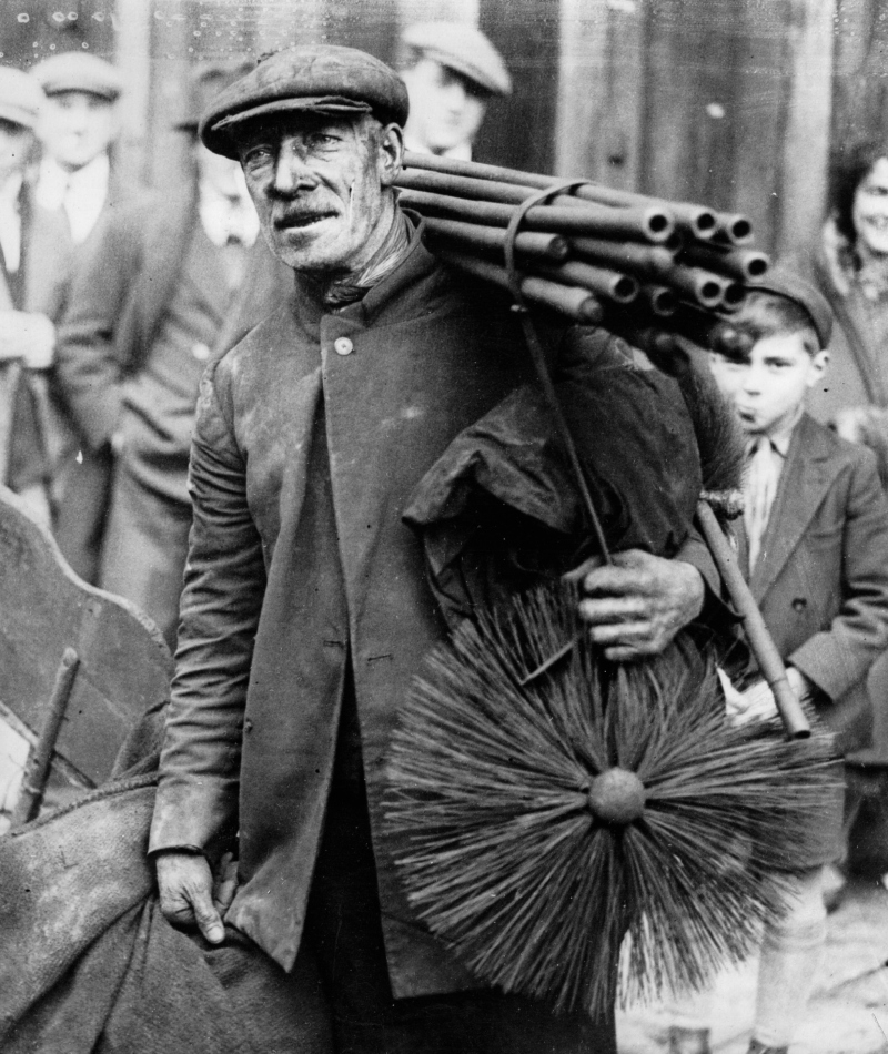 Chimney Sweeper | Getty Images Photo by Austrian Archives/Imagno/brandstaetter images