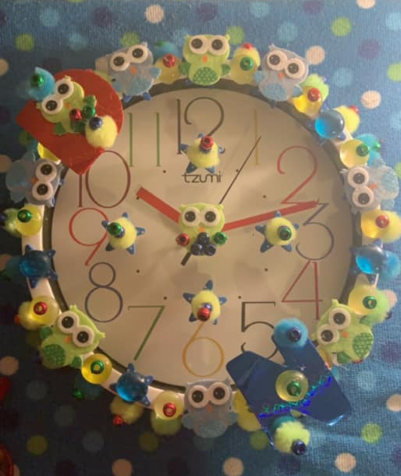 Customize Your Kid’s Wall Clock | Facebook/@iishea.williams