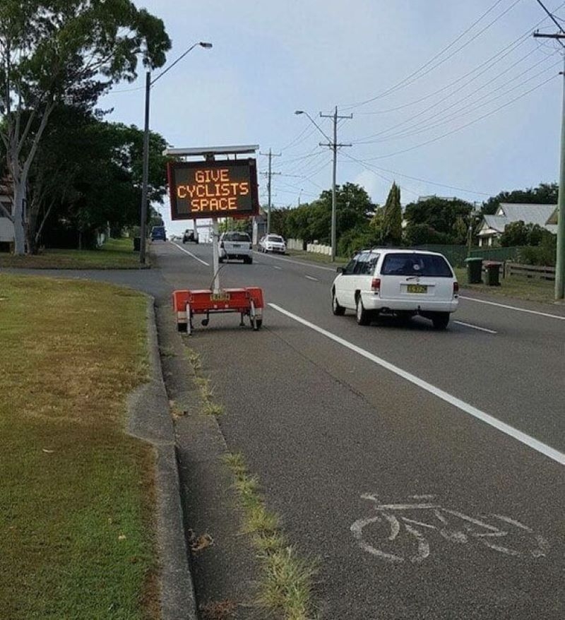 Stay Out of the Bike Lane | Imgur.com/Landship