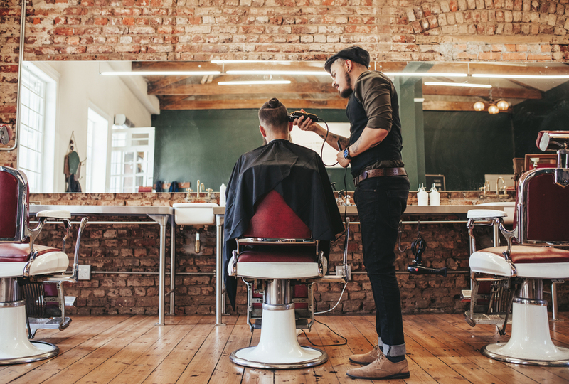 Barbero – Sueldo variable | Shutterstock