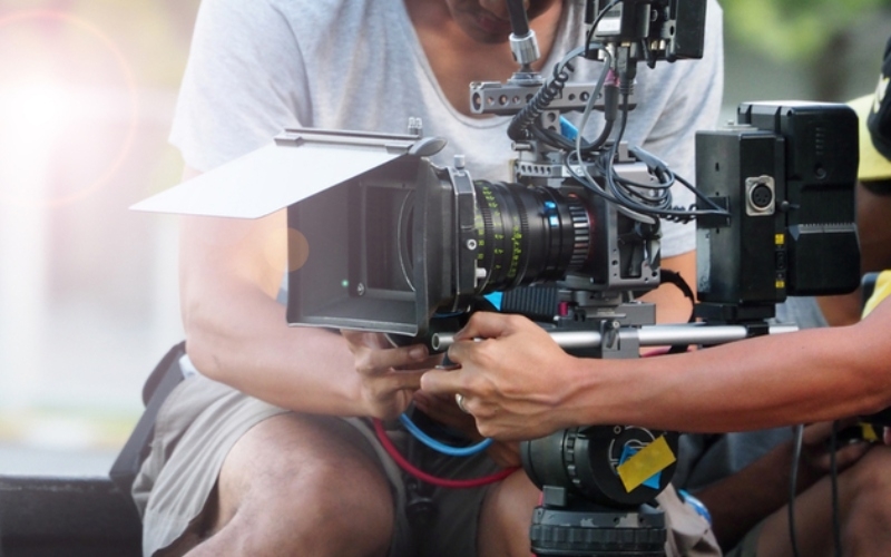 Director de producción de video — $86.200 | Shutterstock