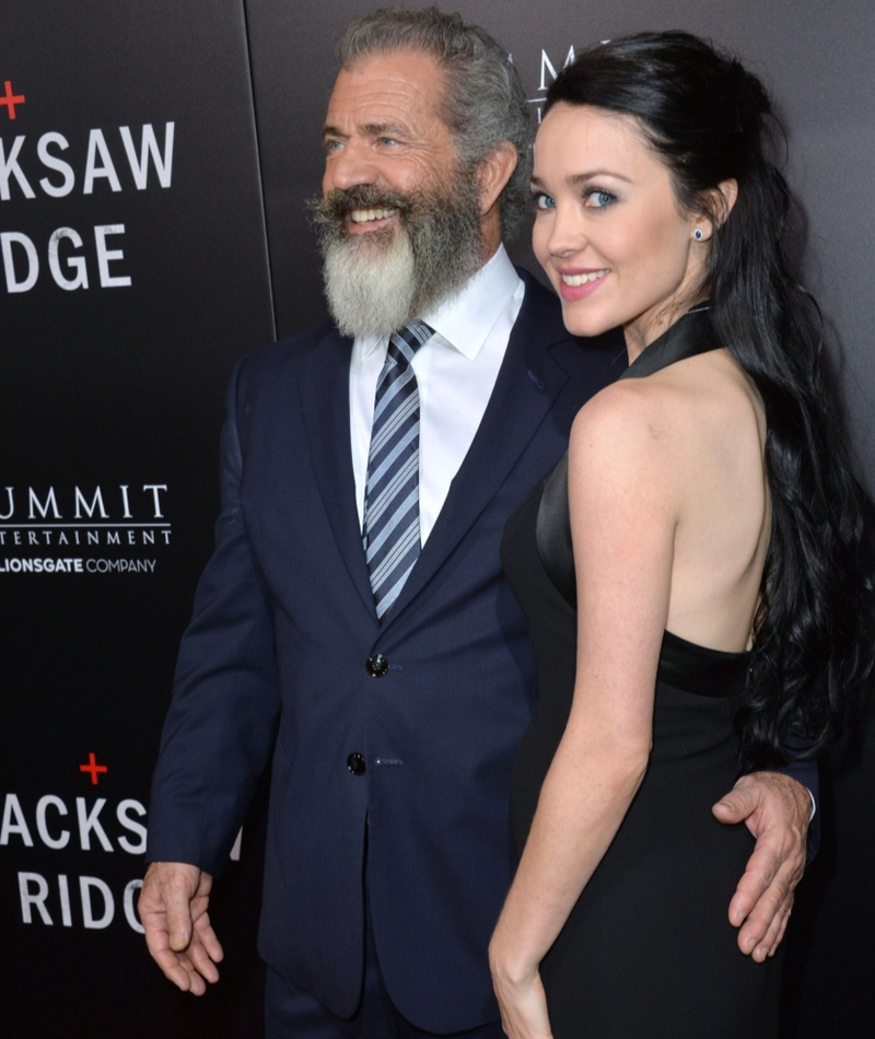 Mel Gibson und Rosalind Ross – seit 2013 zusammen | Alamy Stock Photo by Paul Smith/Featureflash
