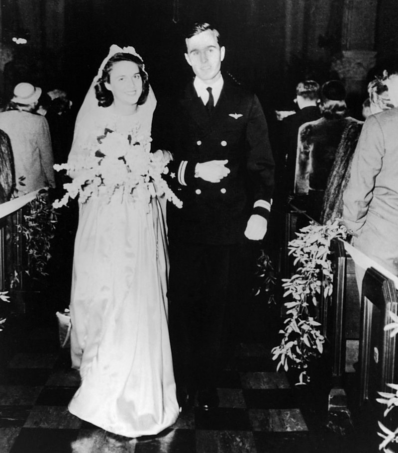Barbara Pierce y George H.W. Bush | Getty Images Photo by Historical 