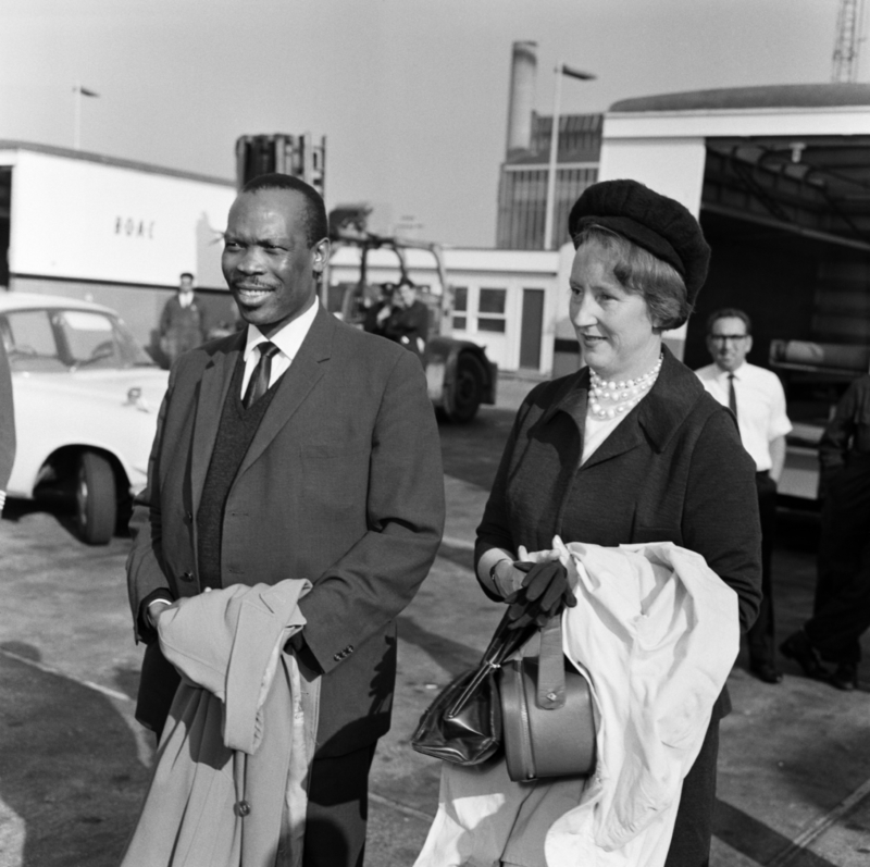 President Seretse Khama und Lady Ruth Williams | Getty Images Photo by Victor Crawshaw/Mirrorpix